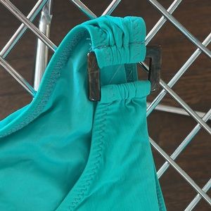 Tortoise detail buckle bikini